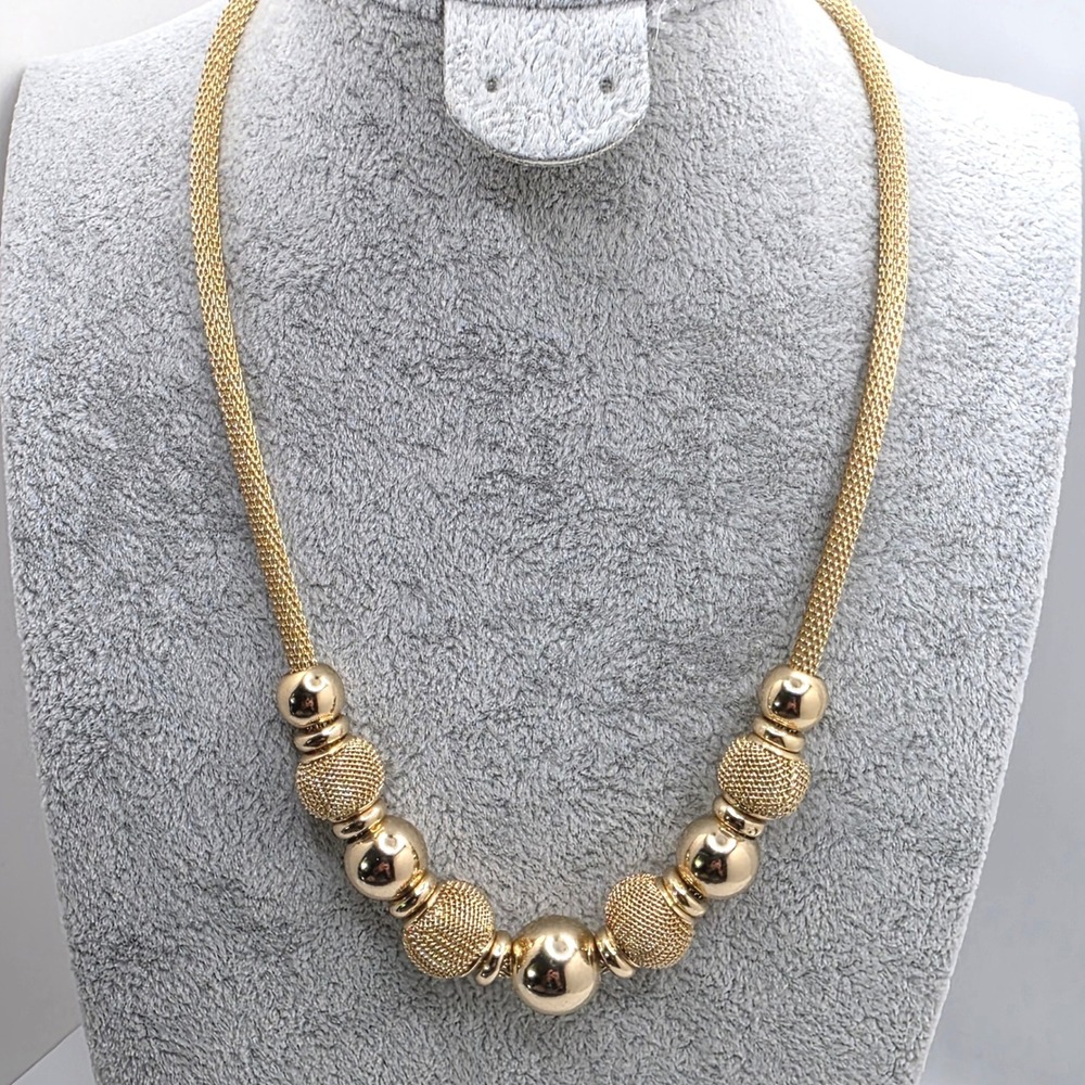 Monet Mesh Statement Necklace Preppy Graduated Bead Gold Tone Old Money Classic